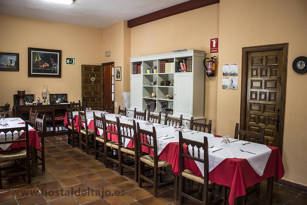 Hostal Del Tajo Peralejos de las Truchas Extérieur photo
